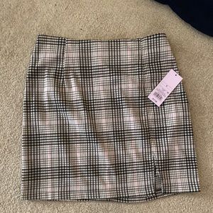 Plaid mini skirt